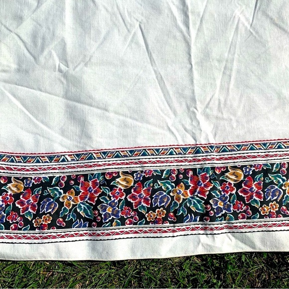 Table cloth - Picture 2 of 10